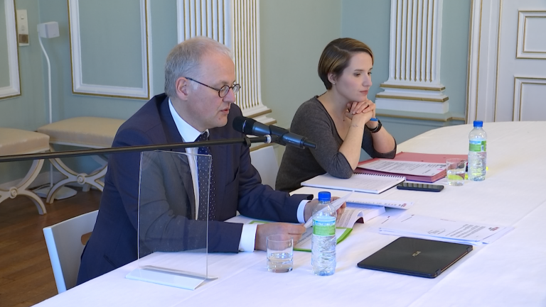 Élections à Neufchâteau. Le Gouverneur tiendra une audience publique le 4 avril