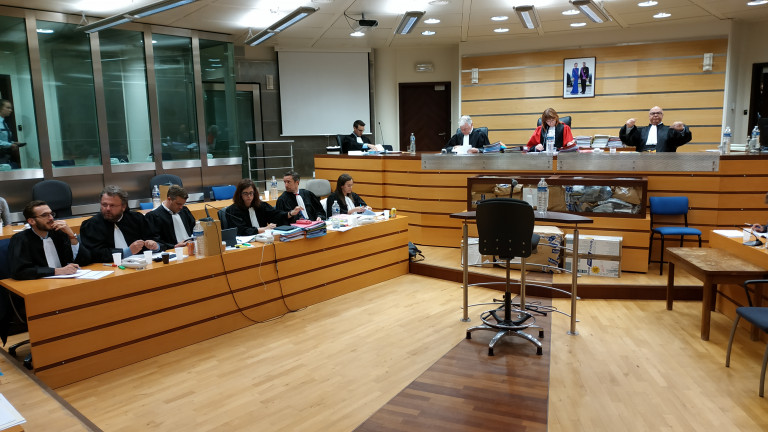 Assises du Luxembourg. La version de R. Elmi Galib