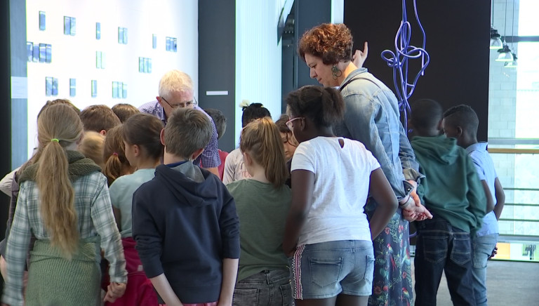 "L'heure bleue". Les élèves de l'INDA exposent avec leur prof Anne Loriers