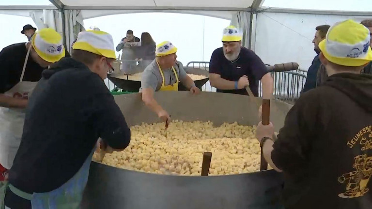 Sainte-Ode. Record battu de la plus grande tartiflette !