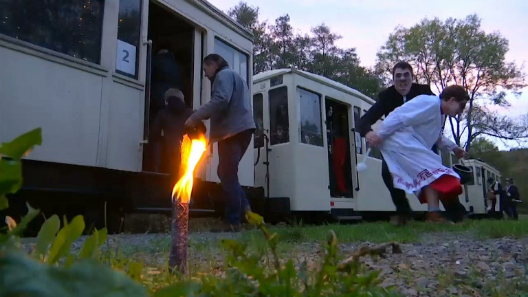 Erezée : pour Halloween, triple meurtre au tram de l'Aisne