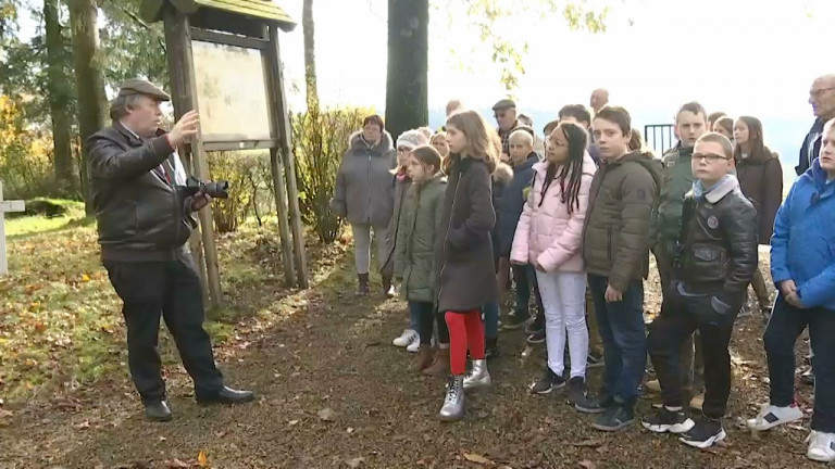 Neufchâteau : les enfants ont célébré l'Armistice