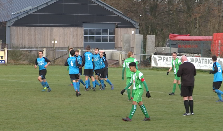 Les U17 Interprovinciaux de Vaux-sur-Sûre en plantent 4 contre Wavre