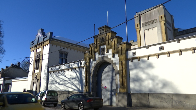 Prison d’Arlon. “On m’a laissé 4h avec une fracture !”