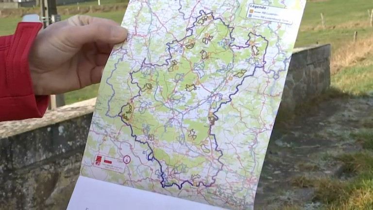 Un topo-guide avec 16 randos en boucle dans la province