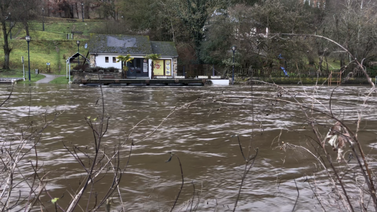 Inondations. La moitié de la Province en alerte crue