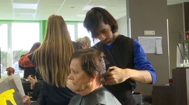 Virton : les élèves de la section coiffure de l'Institut de la Sainte-Famille vous accueillent dans leur salon