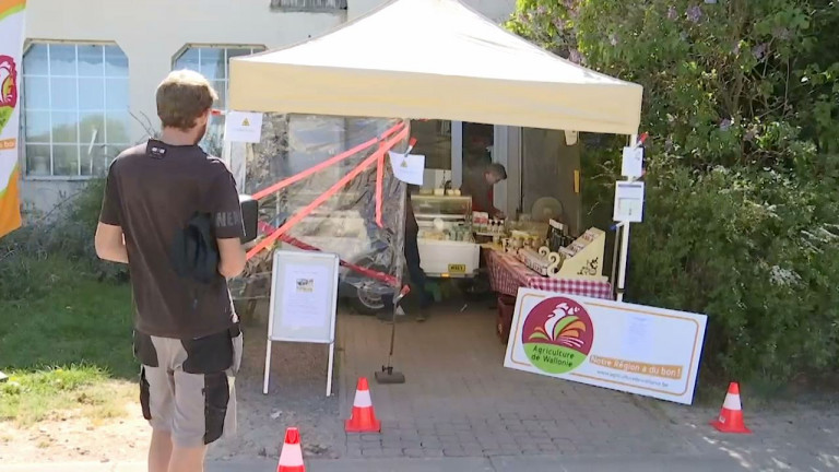 Thiaumont: il vend ses fromages devant sa maison