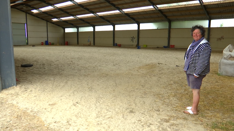 La ferme du Pré la Garde dans le flou pour les stages d'été