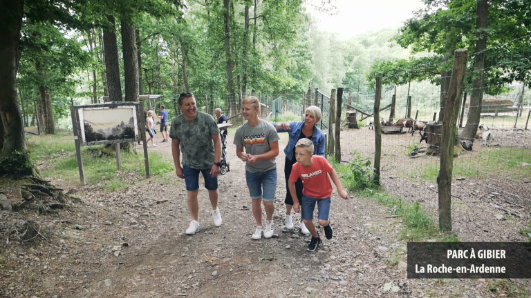 PARC A GIBIER DE LA ROCHE - Je découvre à 2 pas de chez moi