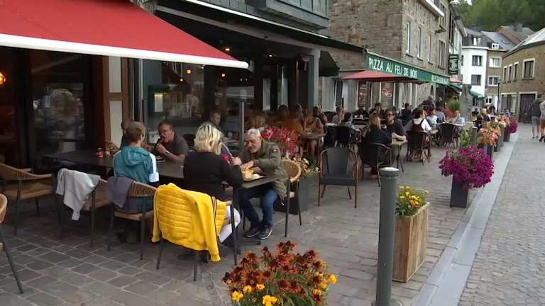 Les terrasses font le plein cet été