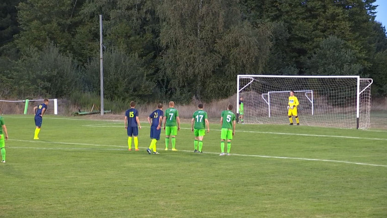 P3B. Des pénos et des buts spectaculaires : les images du derby entre Sainte-Marie et Tintifontaine