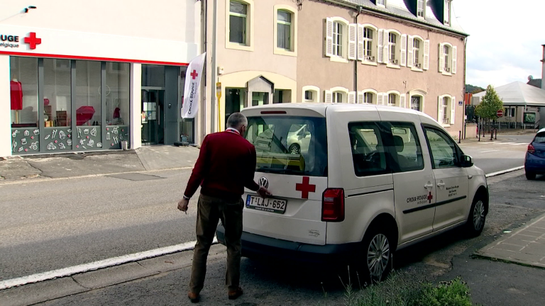 Urgent : la Croix-Rouge recherche des chauffeurs bénévoles