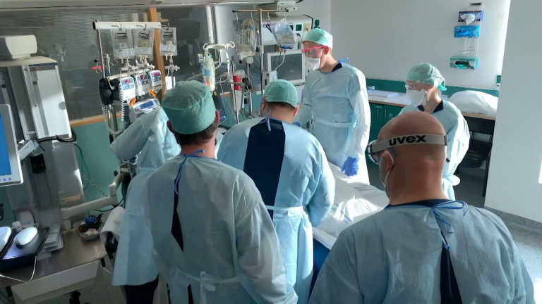 Le personnel soignant, les héros de 2020