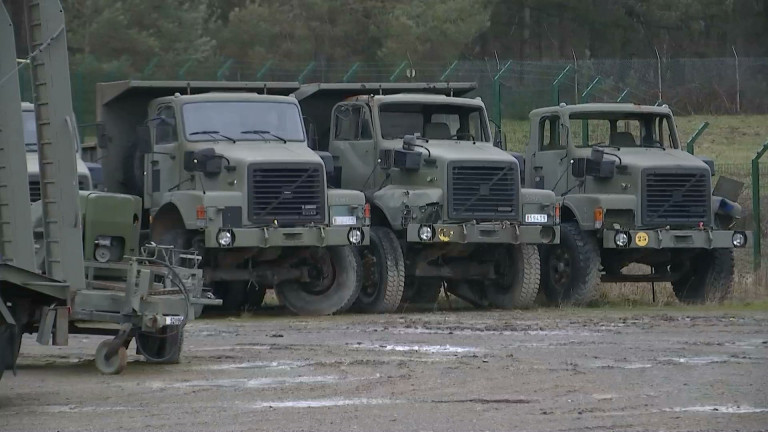 Marche.La Défense vend des anciens véhicules militaires 
