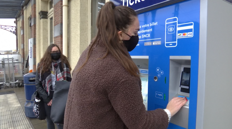 Suppression des guichets : réactions des navetteurs 