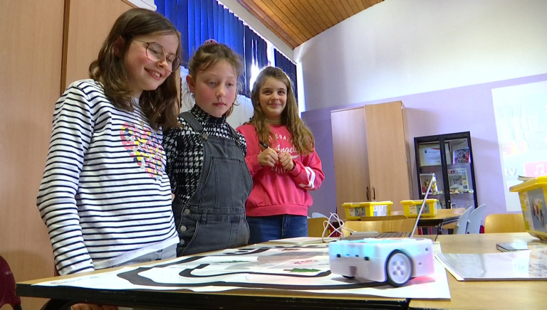 Institut Saint-Joseph de Neufchâteau. Les élèves de 5ème se passionnent pour le codage