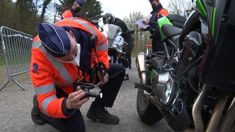 Durbuy: les motards sensibilisés au bruit 