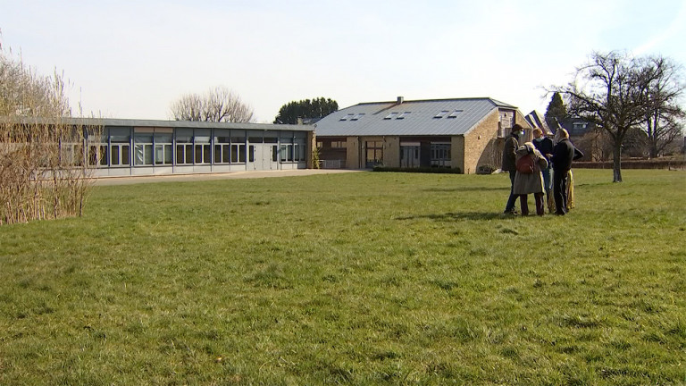 Chiny. Des citoyens remettent une offre pour l'école