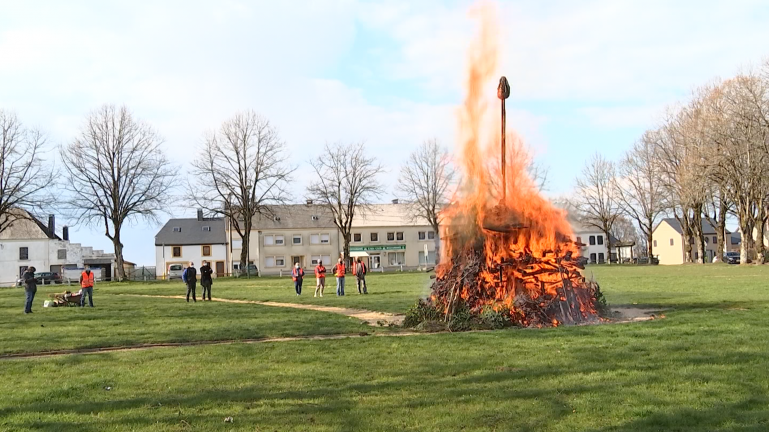 Fauvillers : ils ont mis le feu au bûcher