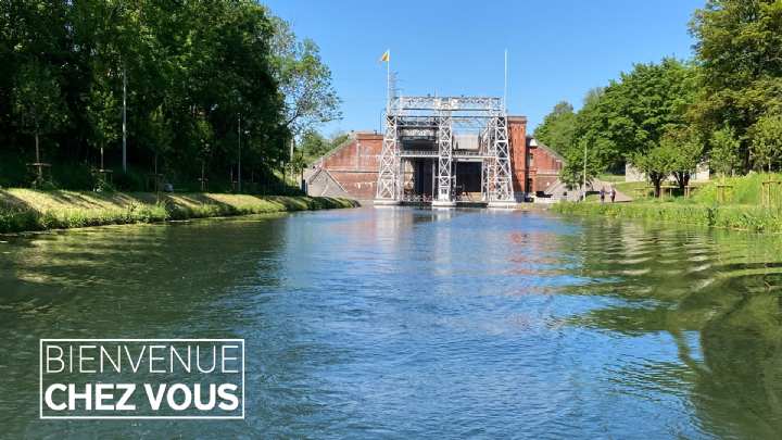 Bienvenue chez vous à La Louvière, la cité des Loups