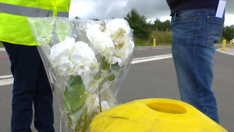 Accident mortel de Jonathan Magis au poteau de Tournay. Son beau-père et sa mère veulent que cela s'arrête!