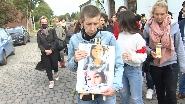Marche : les amis d'Iman rendent hommage à son courage face à la maladie 