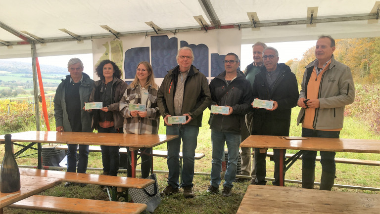 Remise des chèques aux associations bénéficiaires de l’opération « Viticulteur du Cœur 2.0 »