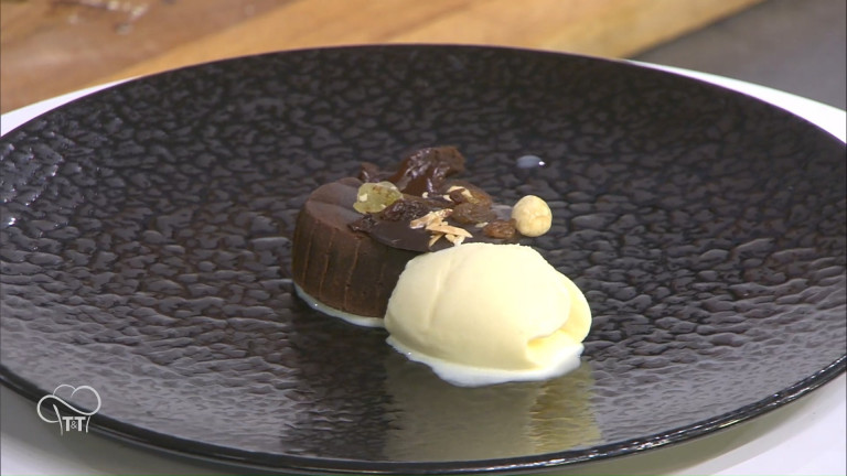 Fondant au chocolat et sa glace vanille