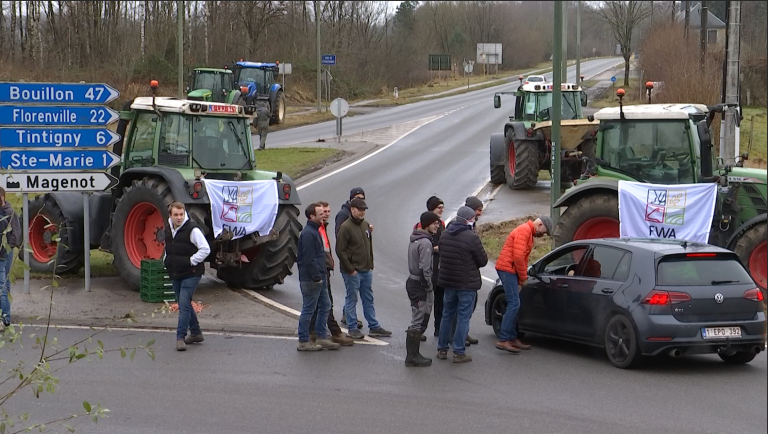 Plusieurs barrages filtrants en Luxembourg, des agriculteurs militent contre la nouvelle PAC