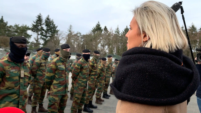 La Ministre Dedonder et le chef de la Défense en visite au quartier militaire de Marche-en-Famenne