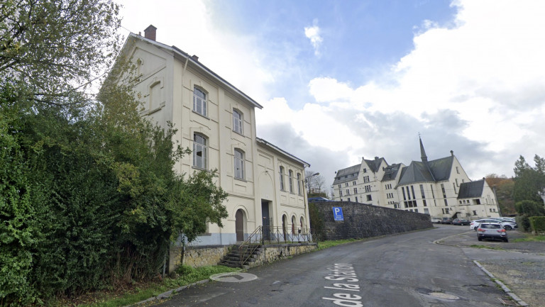 L’ancienne gare TEC de Bouillon : mobilité partagée et maison des jeunes