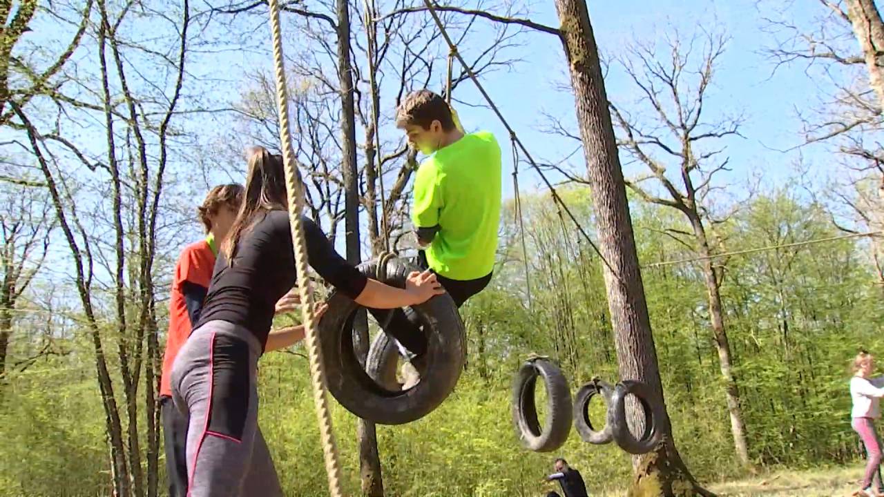 Marche. Des obstacles, de l'eau et de la boue pour les participants à l'Ent'Raid et la Survival Run!