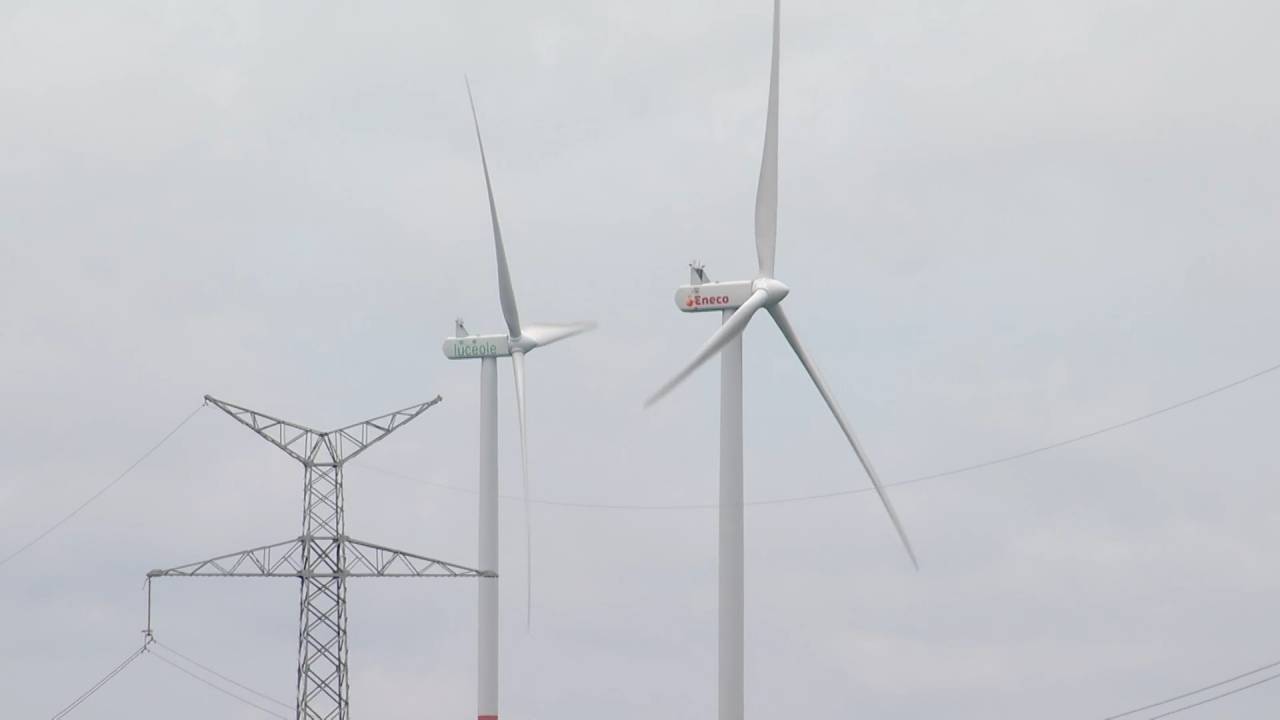 Fauvillers : pourquoi les balises des éoliennes ne sont pas toujours allumées la nuit ? 