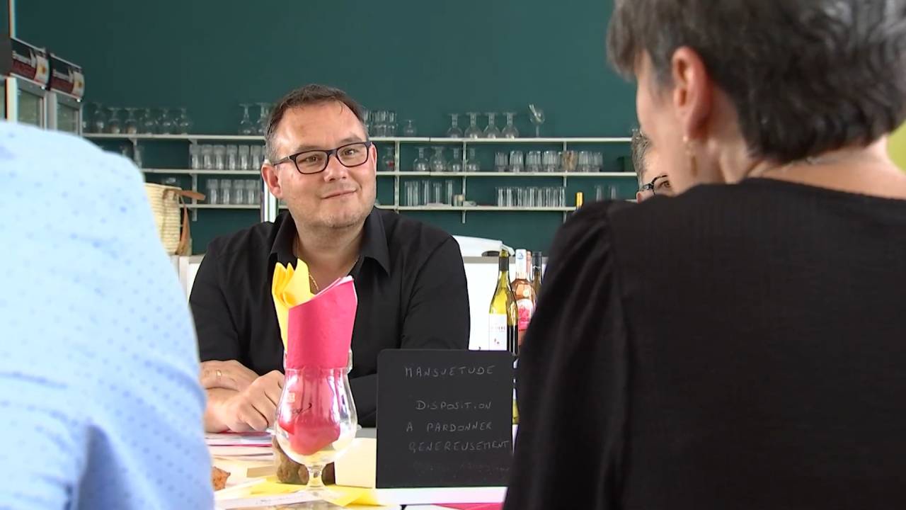 Dans les coulisses du "Théâtre à table" de Miguel Lamoline