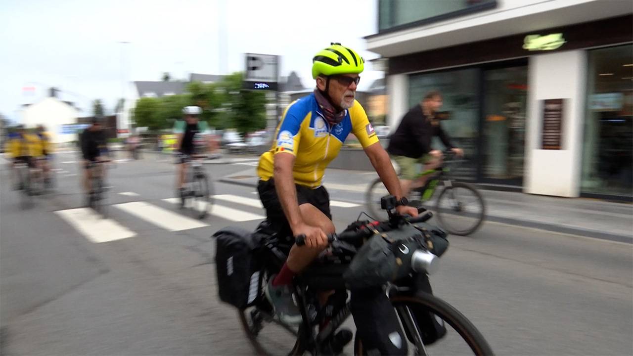 7400 km à vélo, seul, pour trois bonnes causes