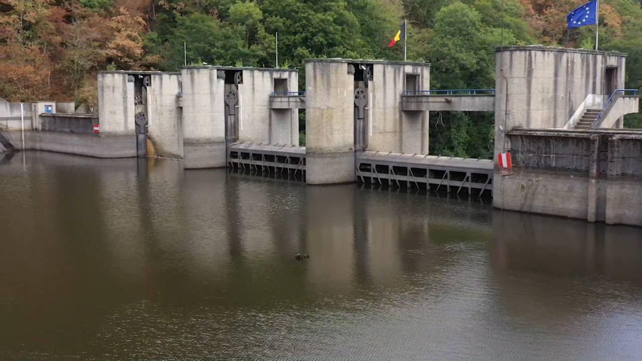 Le lac de Nisramont au plus bas : 12 communes doivent restreindre leur consommation d'eau