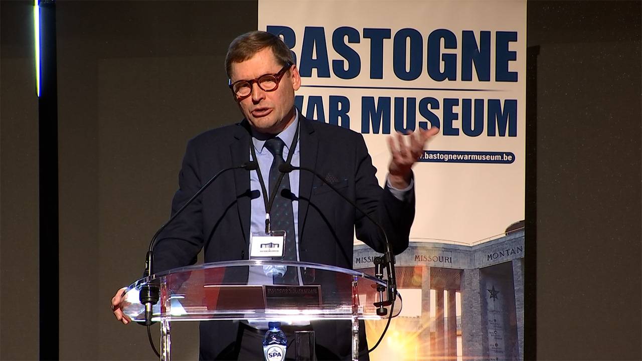 Sergueï Jirnov, ex officier du KGB, au colloque historique du Bastogne War Museum