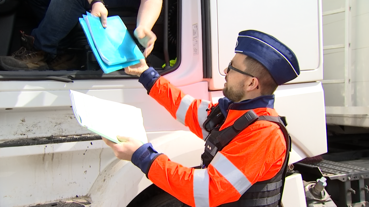 Aubange: un dispositif important mis en place pour le contrôle des poids lourds