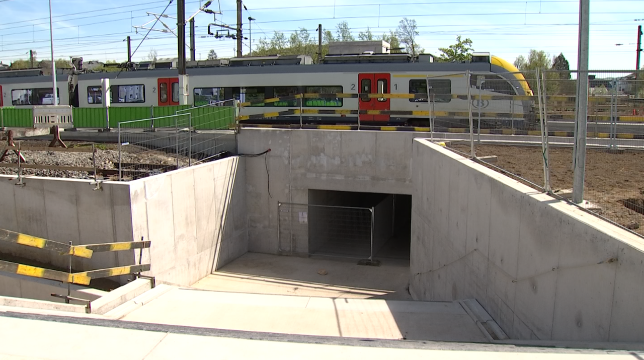 Le passage sous voies de la gare d'Athus accessible