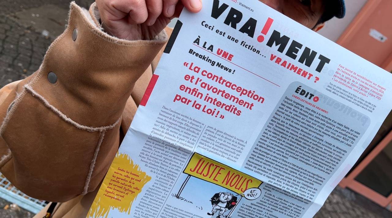 Vra!ment : un journal fictif pour faire réfléchir aux discours d'extrême droite 