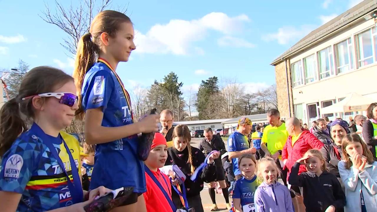 Wellin : L'ambiance conviviale du jogging des bosses sous le soleil