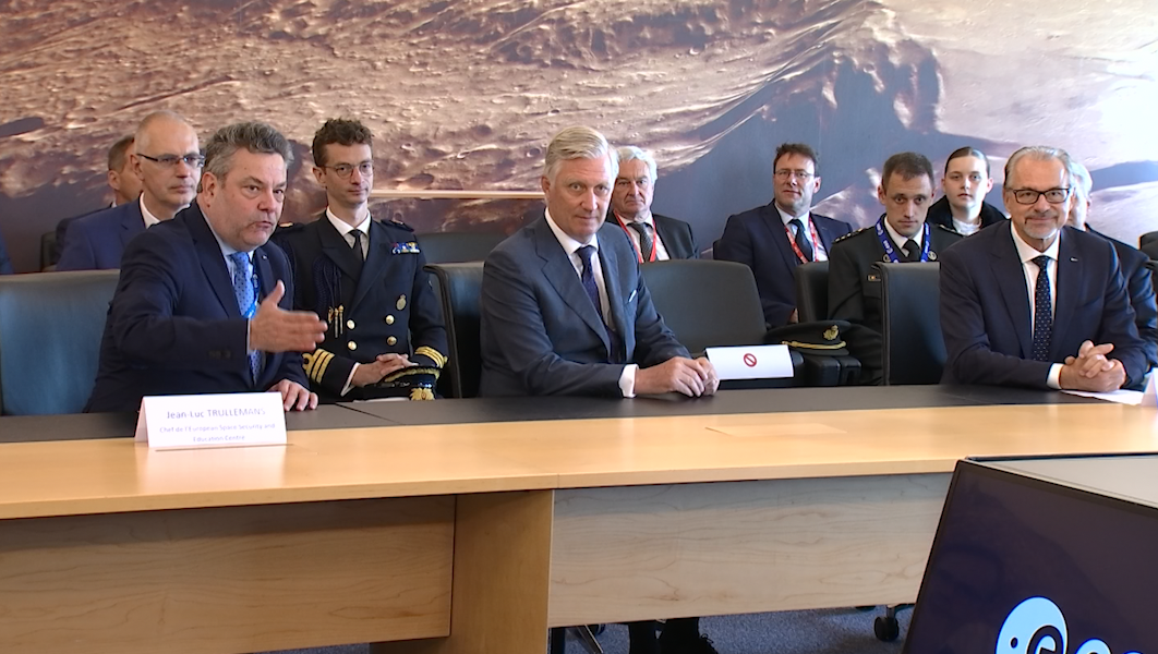 Le Roi Philippe en visite au centre de l'agence spatiale européenne à Redu