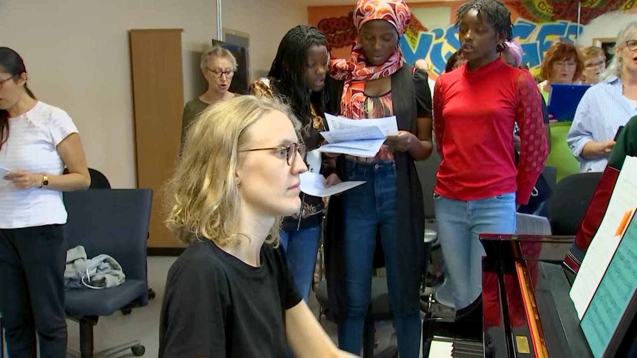 Arlon: demandeurs d'asile et citoyens dans une même chorale en "Résonance"