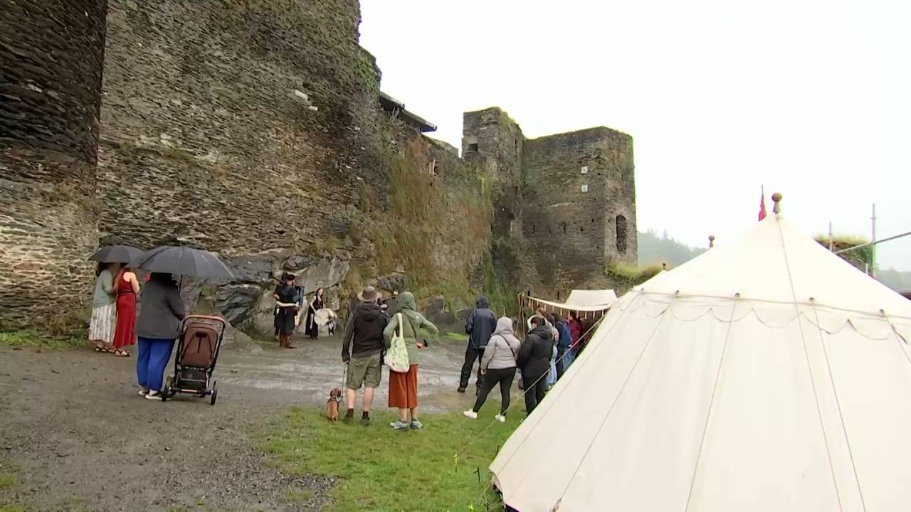 Troubadours et autres manants étaient de sortie à La Roche-en-Ardenne