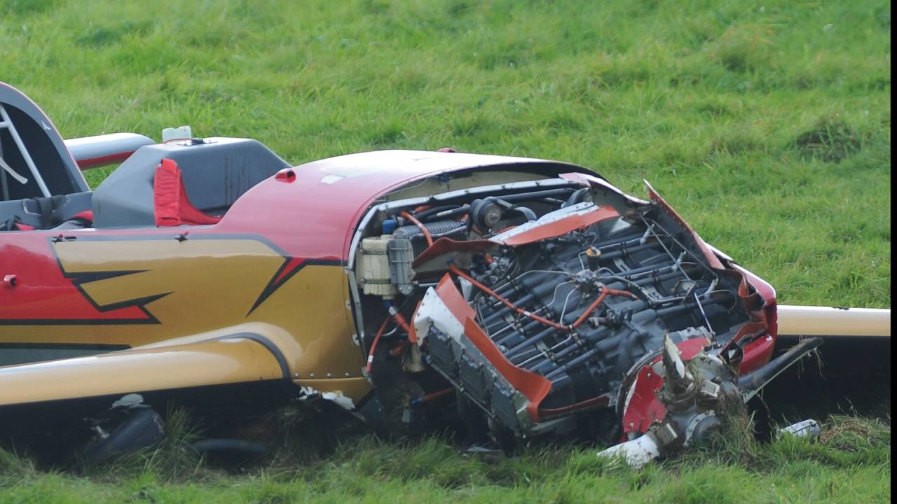 Un appareil de la patrouille jordanienne d'acrobatie atterrit brutalement à Bleid (Virton)