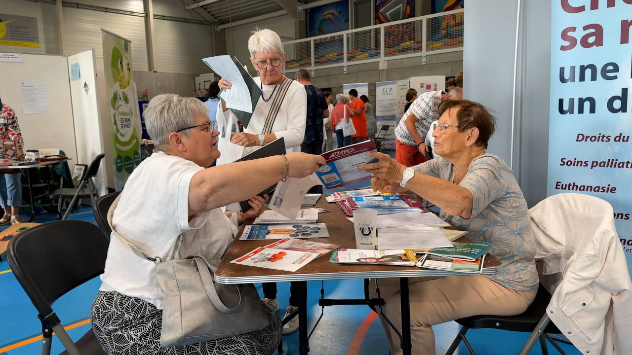 Le premier salon des aînés de Tenneville rencontre un franc succès