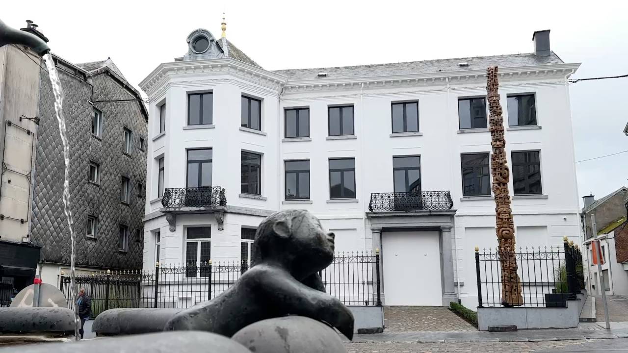 Bastogne: un totem et une expo à la Maison Constant