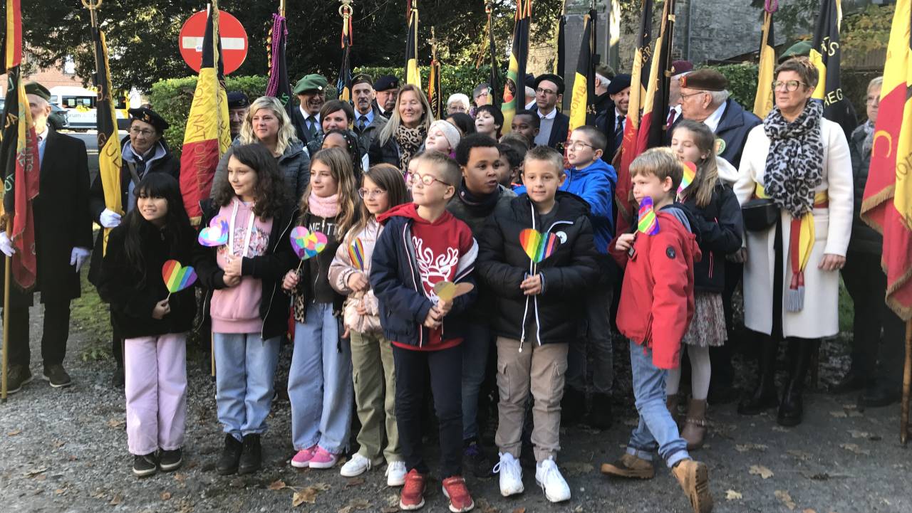 Durbuy : le relais sacré part à la rencontre des élèves de la commune