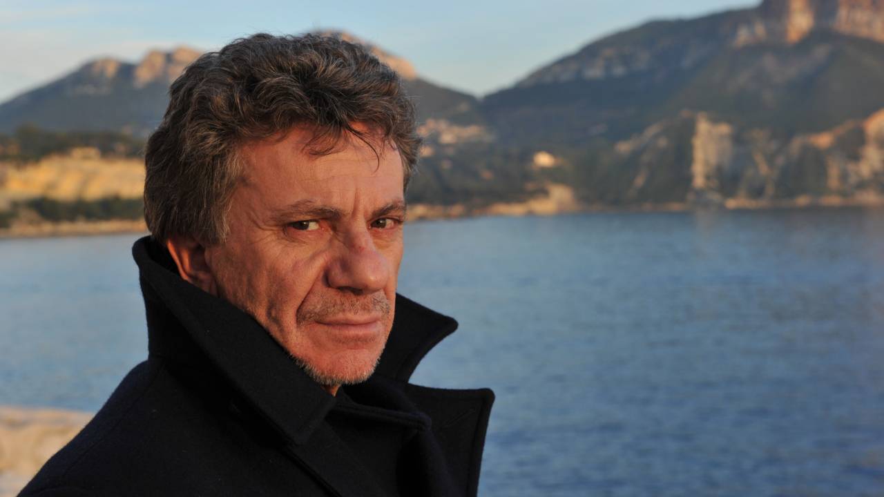 Le reporter de guerre Patrick Chauvel en conférence au Bastogne War Museum